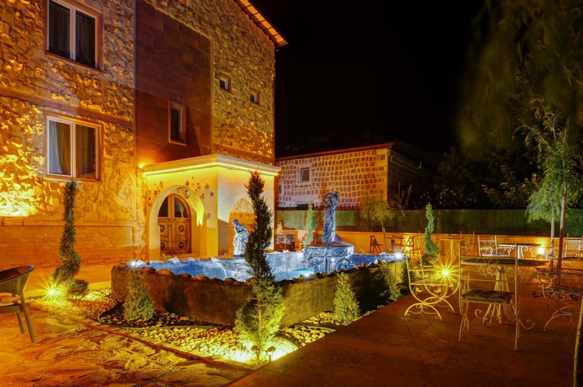 Отель Moonlight Of Cappadocia Учисар Экстерьер фото