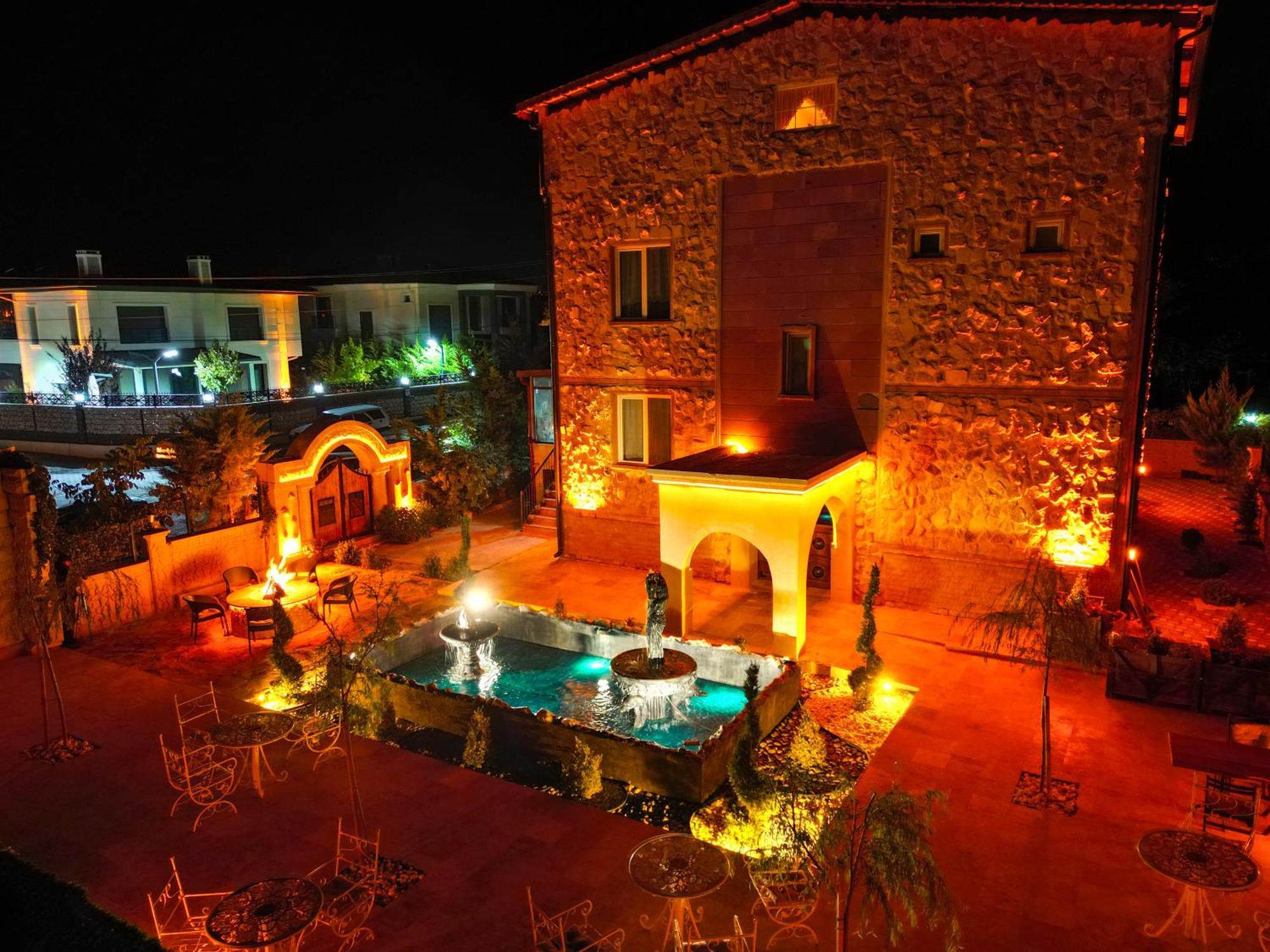Отель Moonlight Of Cappadocia Учисар Экстерьер фото