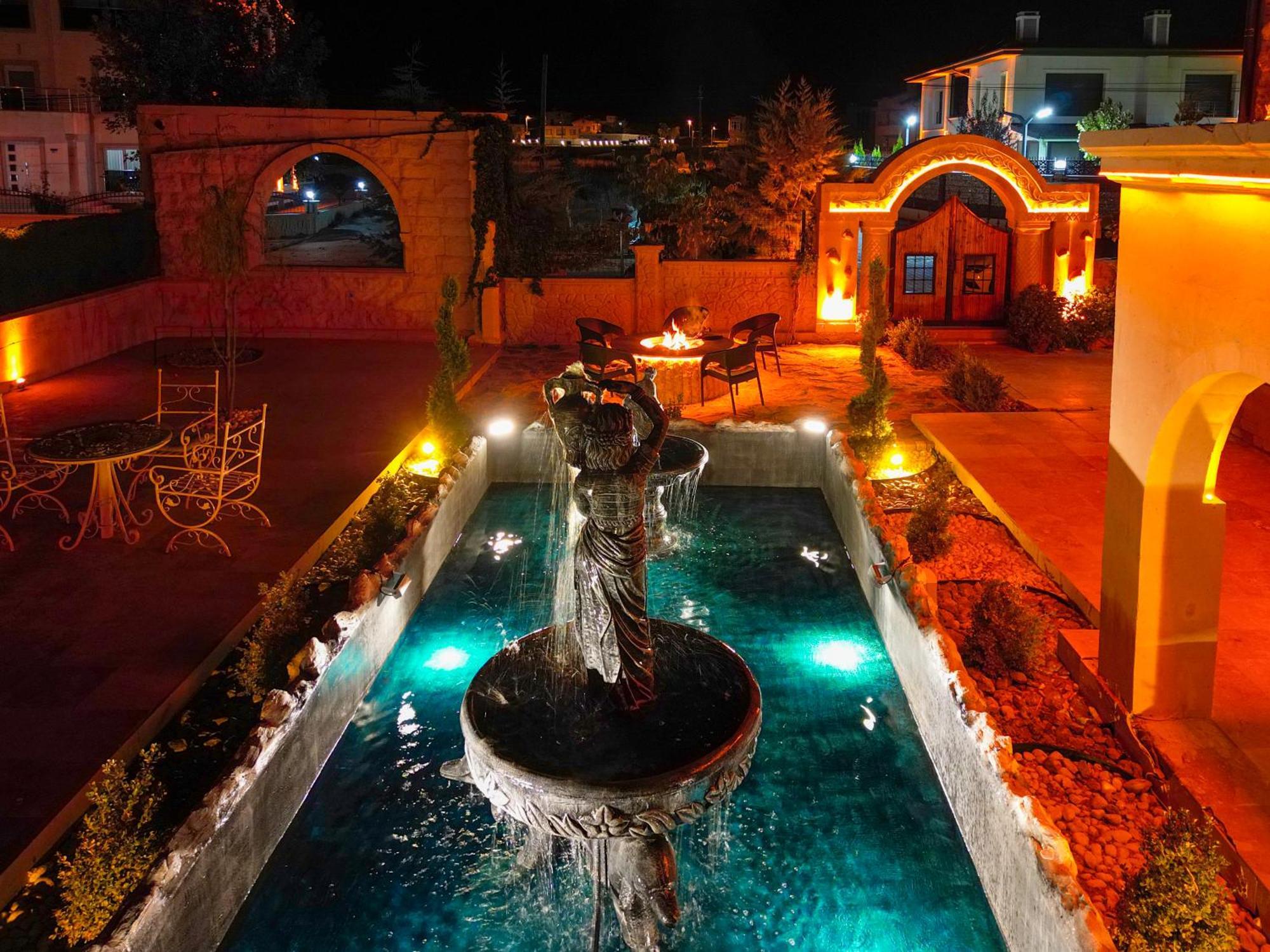 Отель Moonlight Of Cappadocia Учисар Экстерьер фото