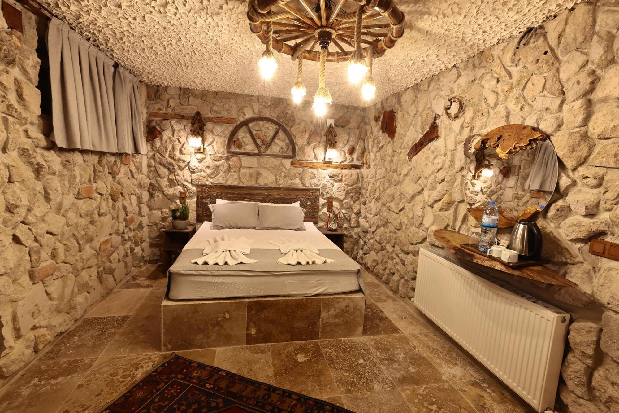 Отель Moonlight Of Cappadocia Учисар Экстерьер фото